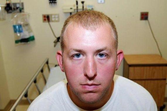 334888411_DARRENWILSON-FACE.jpg.2f66005347d535dae86a3d6d29158454.jpg